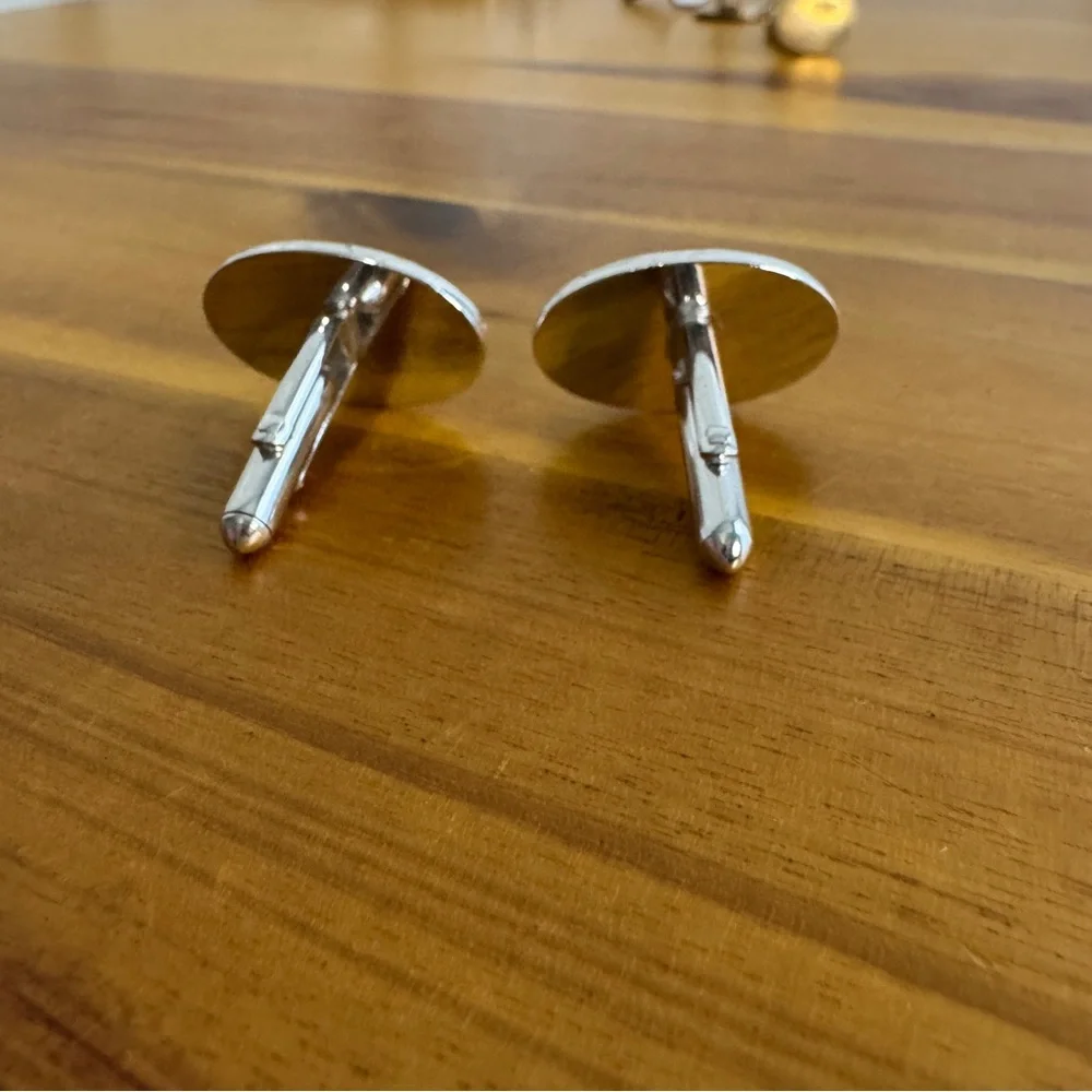 Swank vintage silver toned cuff links‎